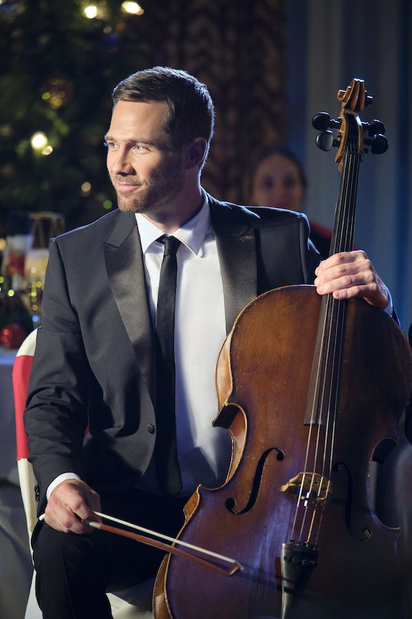 Hallmark Photo: Luke Macfarlane Credit: ©2020 Crown Media United States LLC/Photographer: Bettina Strauss