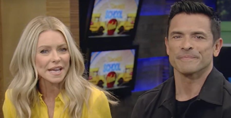 Kelly Ripa - Mark Consuelos - Live with Kelly, YouTube