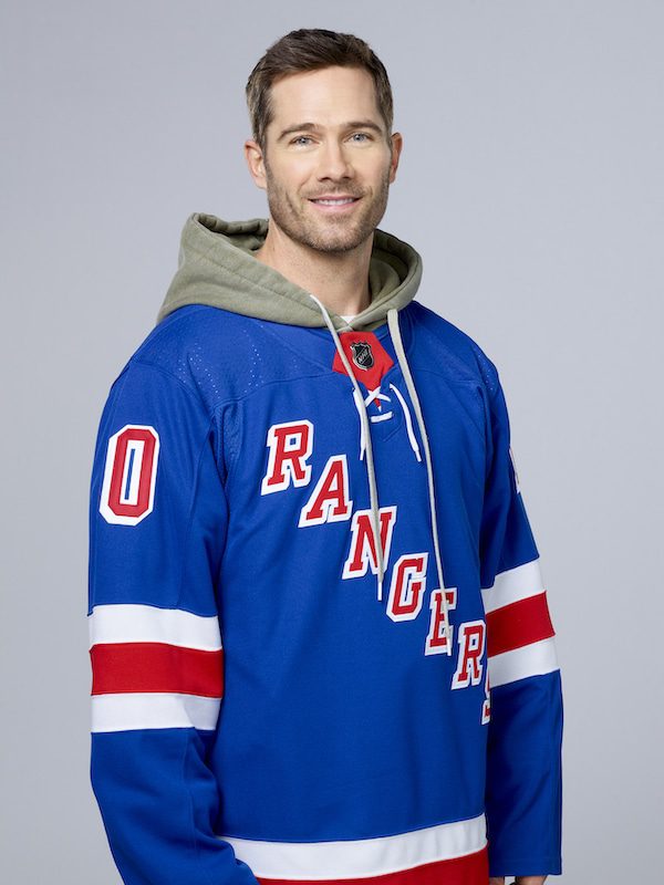 Hallmark Photo: Luke Macfarlane Credit: ©2020 Crown Media United States LLC/Photographer: Sven Boecker