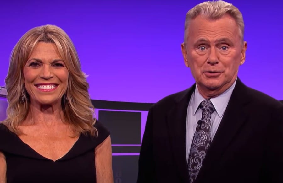 Vanna White - Pat Sajak - Wheel of Fortune - YouTube