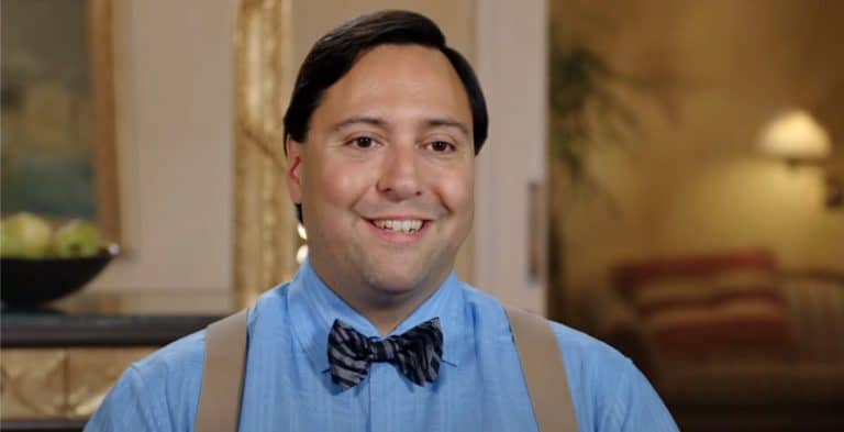 Harold Davis-Match Me Abroad-YouTube