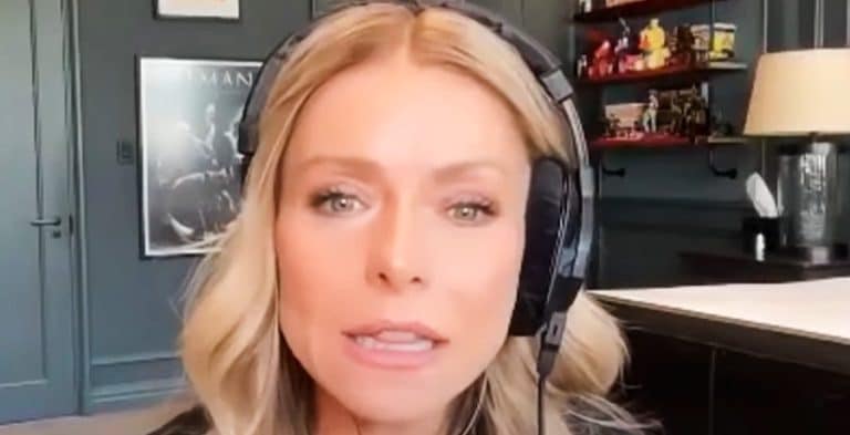 Kelly Ripa Youtube