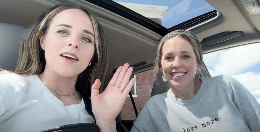 Jill Duggar Dillard & Jinger Vuolo - YouTube 