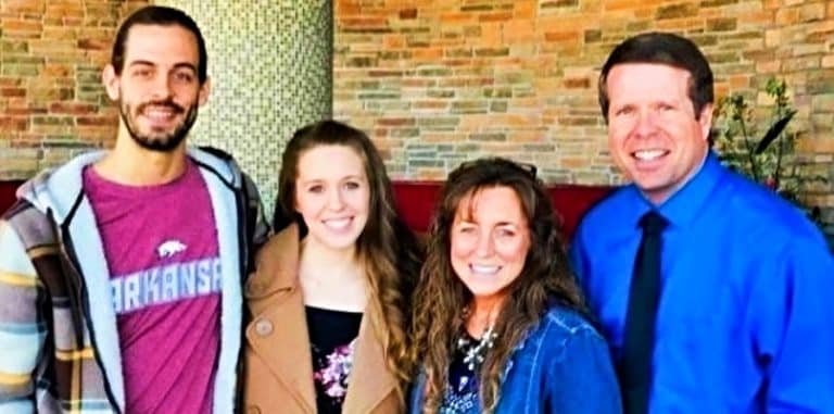 Jill Duggar - Derick Dillard - Michelle - Jim Bob Duggar Instagram