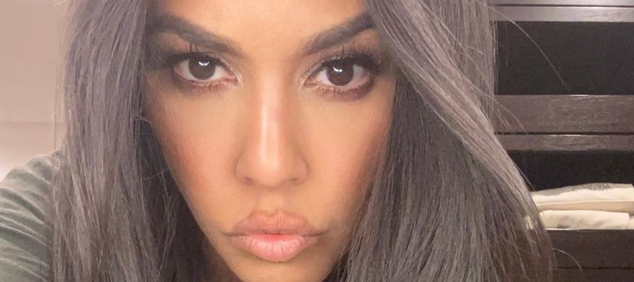 Kourtney Kardashian Selfie From Instagram