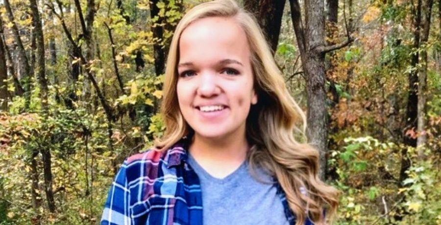 Elizabeth Johnston - Instagram