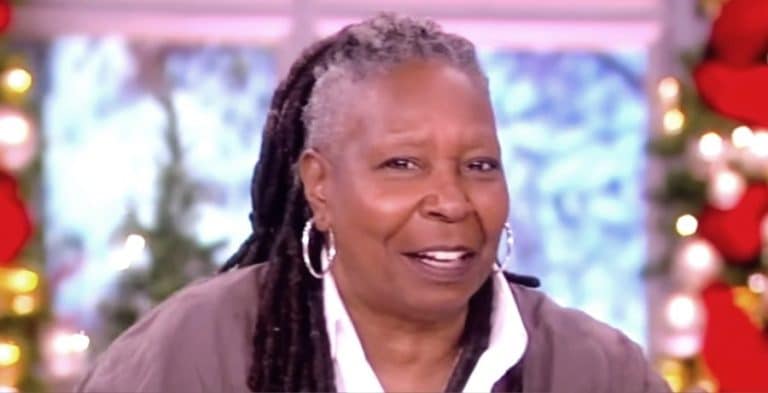 Whoopi Goldberg, The View - YouTube