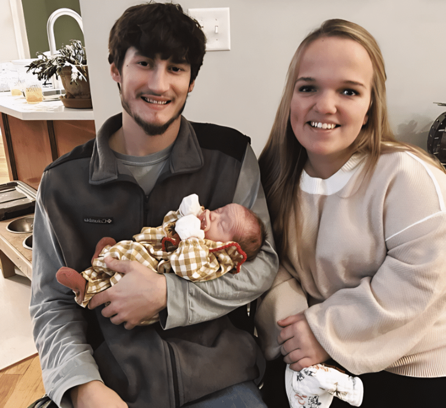 7 Little Johnstons stars Brice Bolden, LIz Johnston and baby Leighton - Instagram