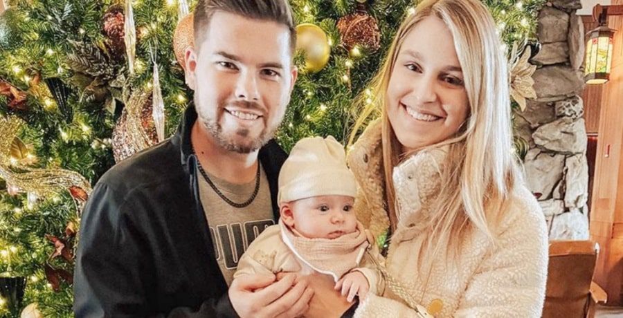 Lydia Bates & Trace With Their Child Bates From Bringing Up Bates, Sourced From @lydiaromeikebates Instagram