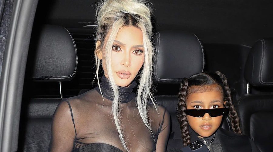 Kim Kardashian, North West-Instagram