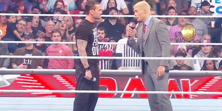 Monday Night Raw - Feature