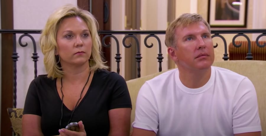 Julie Chrisley, Todd Chrisley-YouTube