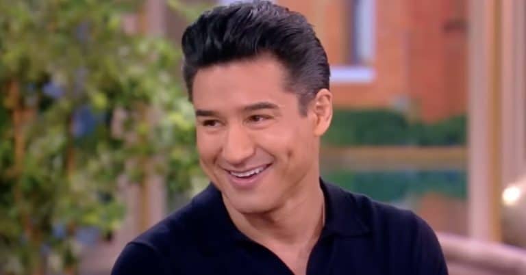 Mario Lopez - Great American Family - YouTube