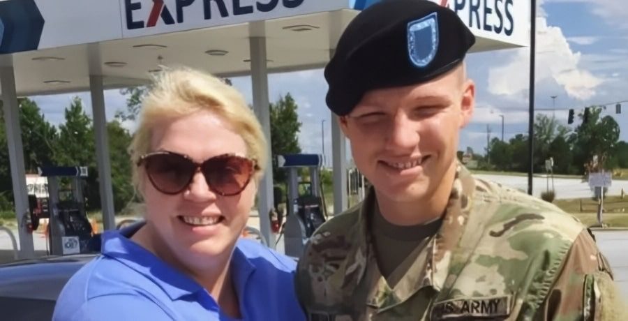 Janelle Brown and Garrison Brown - Instagram