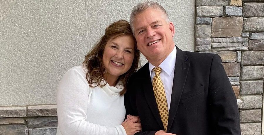 Gil Bates & Kelly Jo Bates From Bringing Up Bates, Sourced From @thebatesfam Instagram