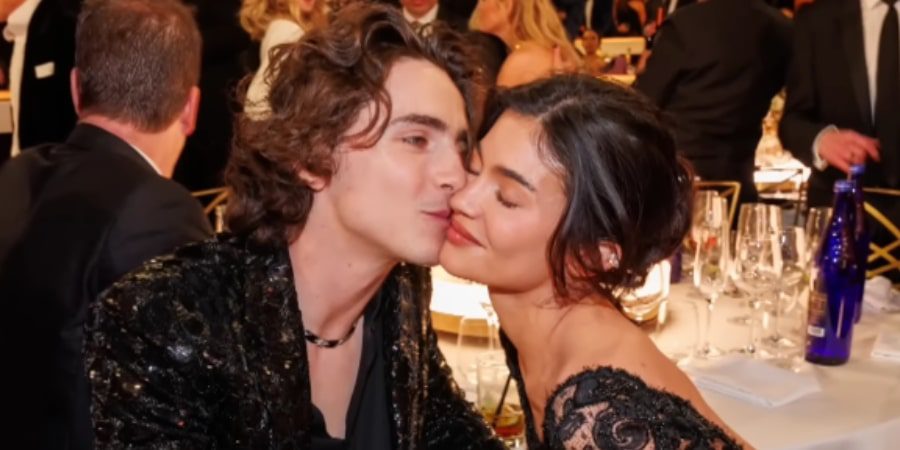 Kylie and Timothee smooching at the Golden Globes. - YouTube