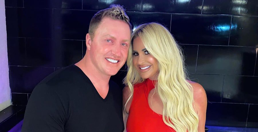 Kroy Biermann, Kim Zolciak-Facebook