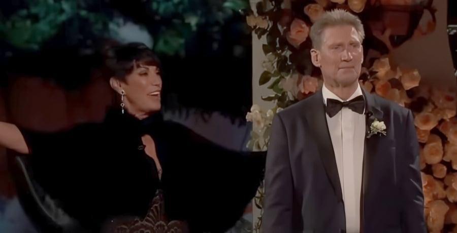 Susan Noles at the Golden bachelor Wedding - ABC - YouTube
