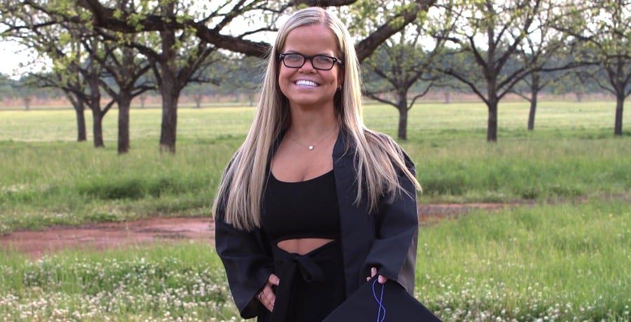 7 Little Johnstons: Anna Johnston