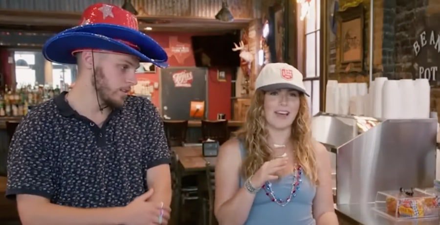 7 Little Johnstons: Carrington - Jewitt Kitchens Jr