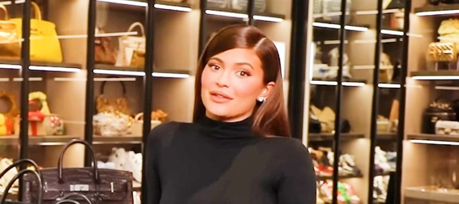 Kylie Jenner - YouTube