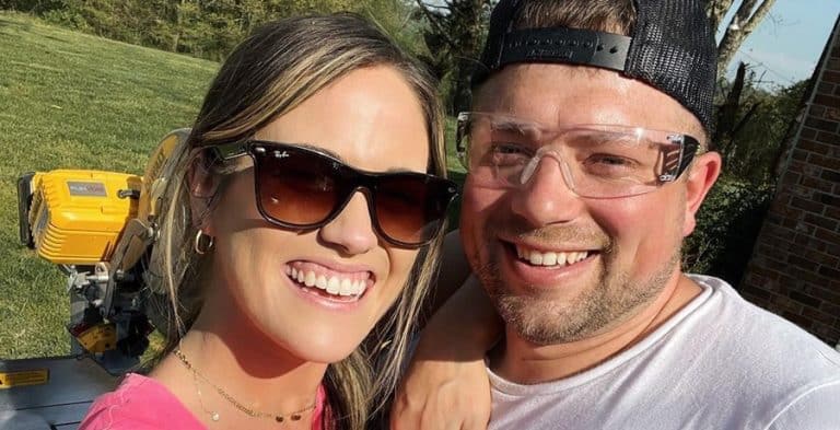 Whitney Bates & Zach Bates From Bringing Up Bates, Sourced From @zachnwhitbates Instagram