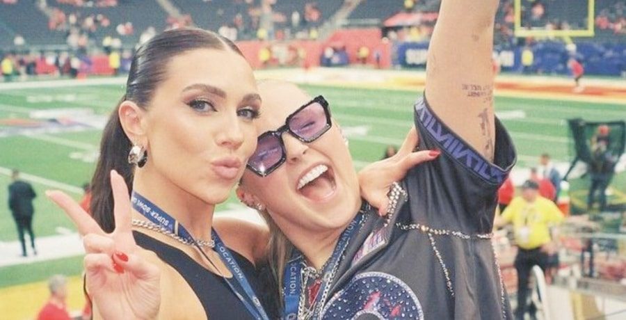 Jenna Johnson and JoJo Siwa from Instagram