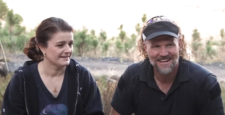 Robyn Brown, Kody Brown-YouTube