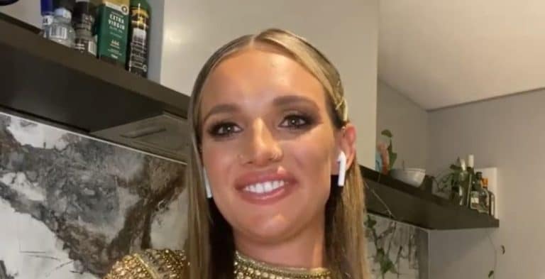 Alli Dore - Below Deck Sailing Yacht - WWHL - YouTube