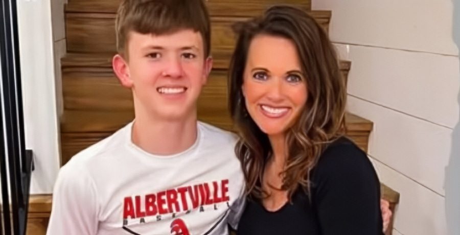 Saylor Waldrop, Courtney Waldrop - Instagram