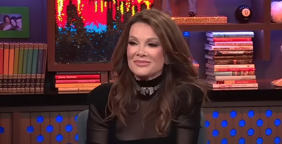 Lisa Vanderpump - WWHL - YouTube