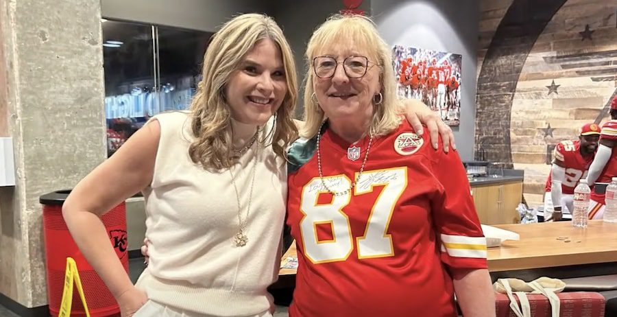 Hallmark Jenna Bush Hager, Mama Kelce - YouTube