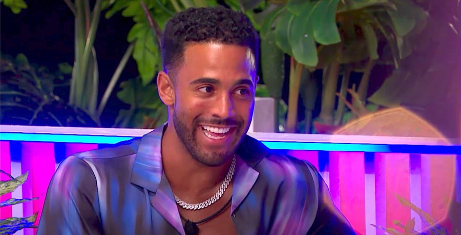 Kendall Washington-YouTube