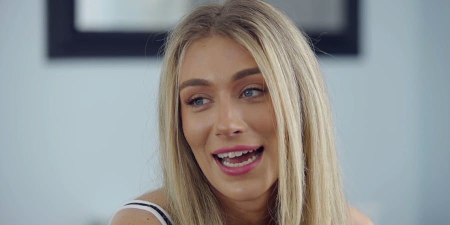 Veronica Peters makes her debut. - Welcome To Plathville