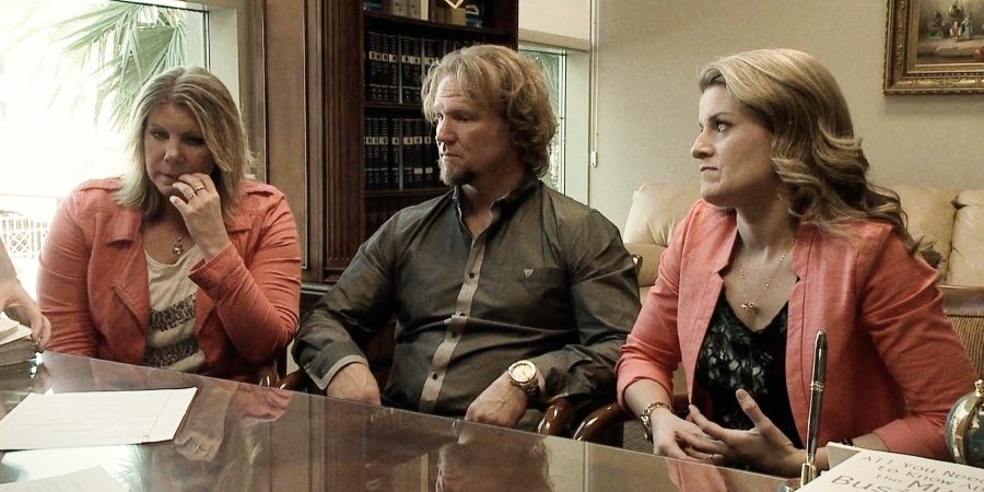 Meri Brown signs the divorce paperwork to allow Kody to adopt Robyn's kids. - Sister Wives