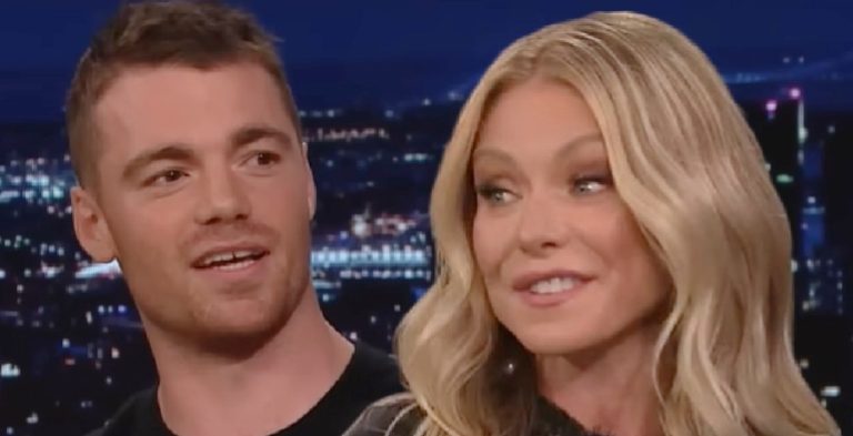 Gabriel Basso & Kelly Ripa - YouTube