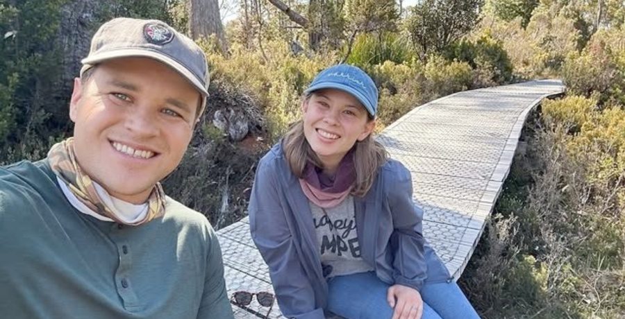Bindi Irwin and Chandler Powell from Instagram