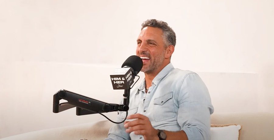 Mauricio Umansky on The Skinny Confidential Podcast, sourced from YouTube