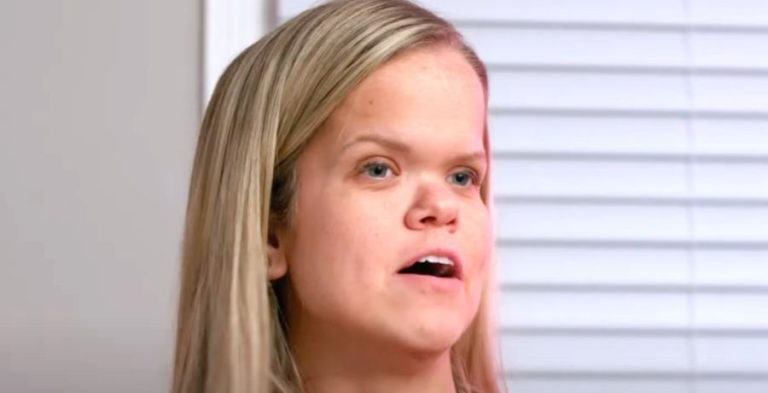 7 Little Johnstons: Anna Johnston