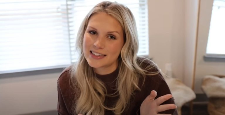 Katie Bates From Bringing Up Bates, Sourced From Travis and Katie YouTube