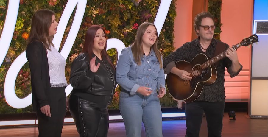 Carnie Wilson, Wendy Wilson. and Lola Bonfiglio YouTube