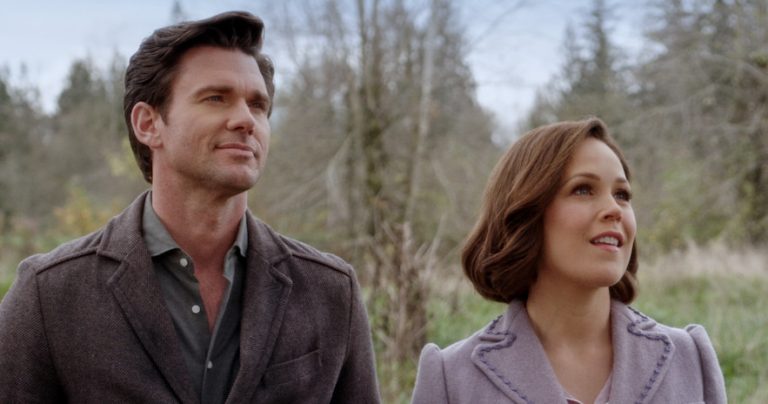 When Calls The Heart Photo: Kevin McGarry, Erin Krakow Credit: ©2025 Hallmark Media/Photographer: Ricardo Hubbs