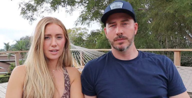 'Bachelor' Lauren and Arie Luyendyk/Credit: YouTube