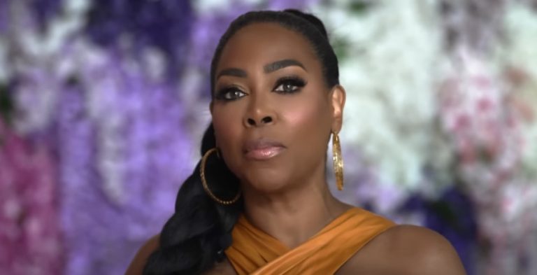 Kenya Moore-YouTube