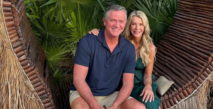 'Golden Bachelorette' Chock Chapple and Joan Vassos/Credit: Instagram