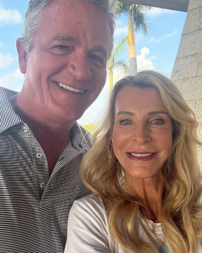 'Golden Bachelorette' Chock Chapple and Joan Vassos/Credit: Instagram