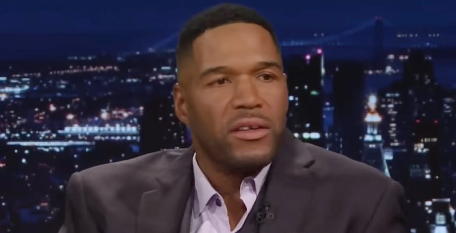 Michael Strahan - YouTube