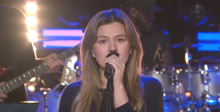 Kelly Clarkson on The Kelly Clarkson Show, NBC, sourced from YouTube
