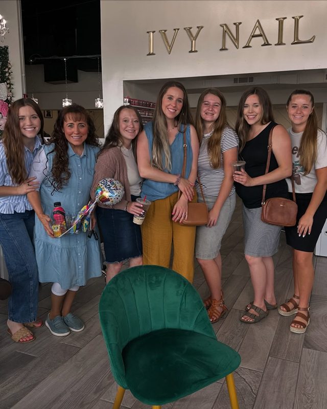 Jill Duggar & Family From Counting On, TLC, Sourced From @jillmdillard Instagram