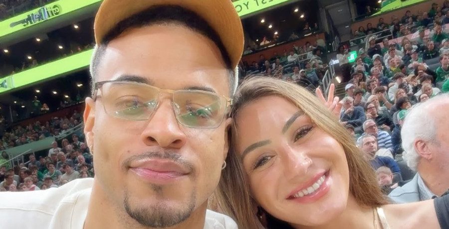 'Bachelor' Grant Ellis and Juliana Pasquarosa/Credit: YouTube